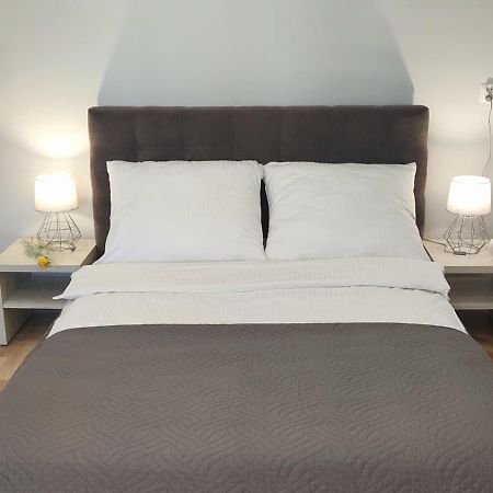 Apartament Leliwa - Centrum Тарнув Екстер'єр фото