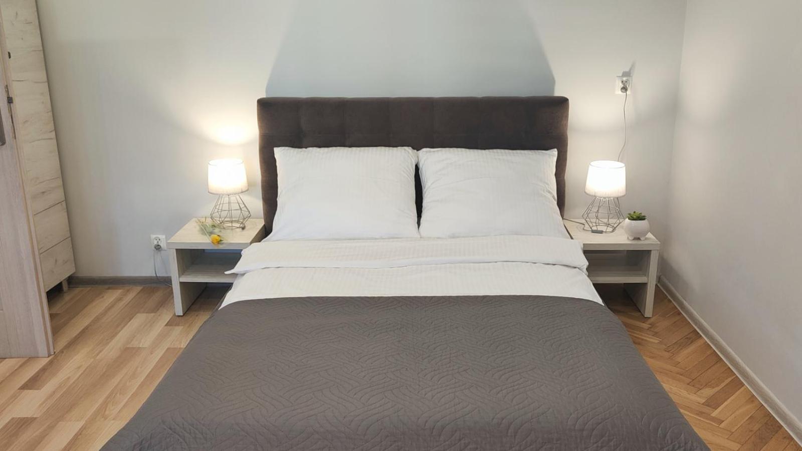 Apartament Leliwa - Centrum Тарнув Екстер'єр фото